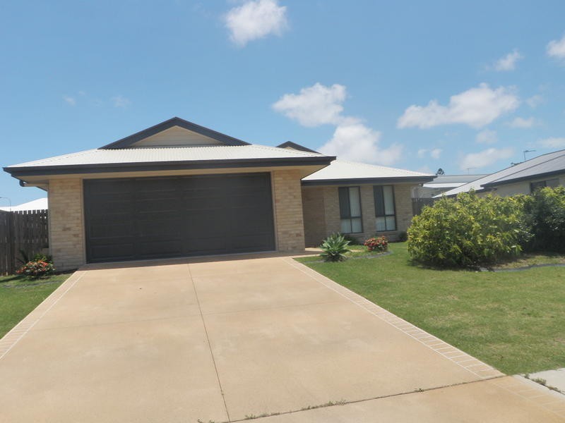 11 Morgan Circuit, Urraween QLD 4655