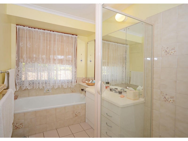 30 Colyton Street, Torquay QLD 4655