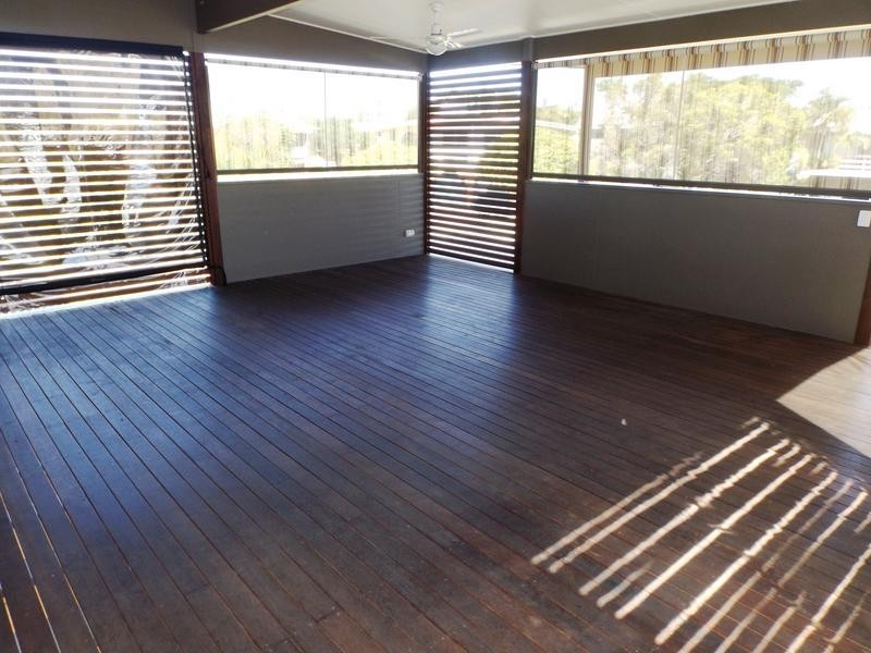 14 Prince Street, Urangan QLD 4655