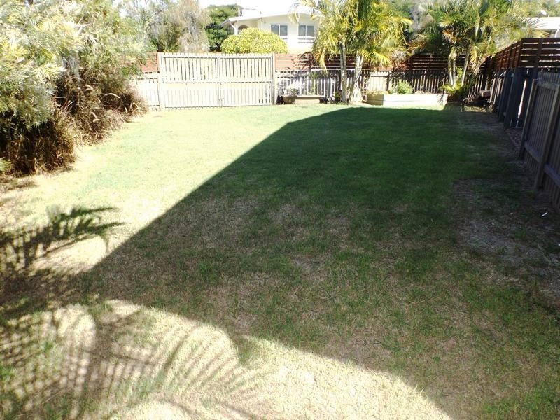 14 Prince Street, Urangan QLD 4655