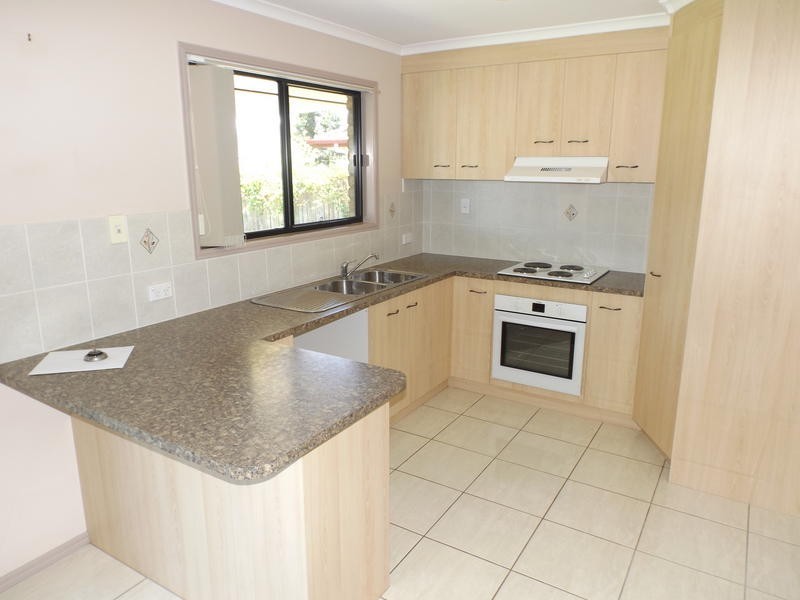 18 Moonstone Drive, Urangan QLD 4655