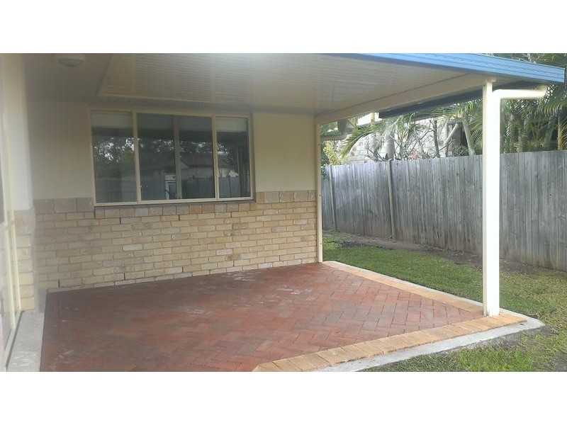 1 Cumberland Court, Point Vernon QLD 4655