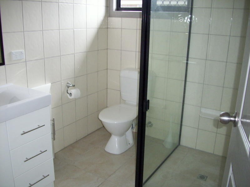 213 C Pulgul Street, Urangan QLD 4655