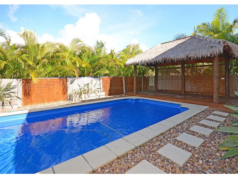 20 Oslove Drive, Booral QLD 4655