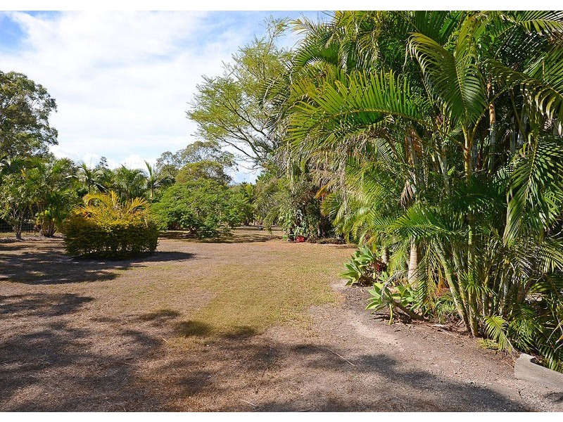 20 Oslove Drive, Booral QLD 4655