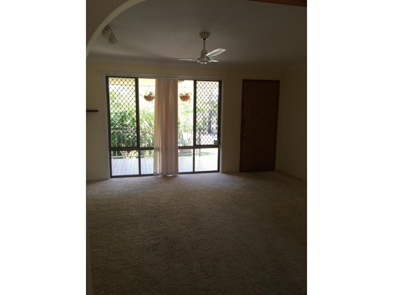 21 Barnstaple Street, Torquay QLD 4655