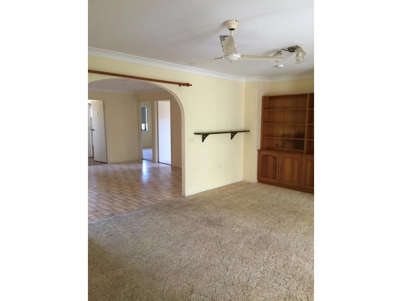 21 Barnstaple Street, Torquay QLD 4655