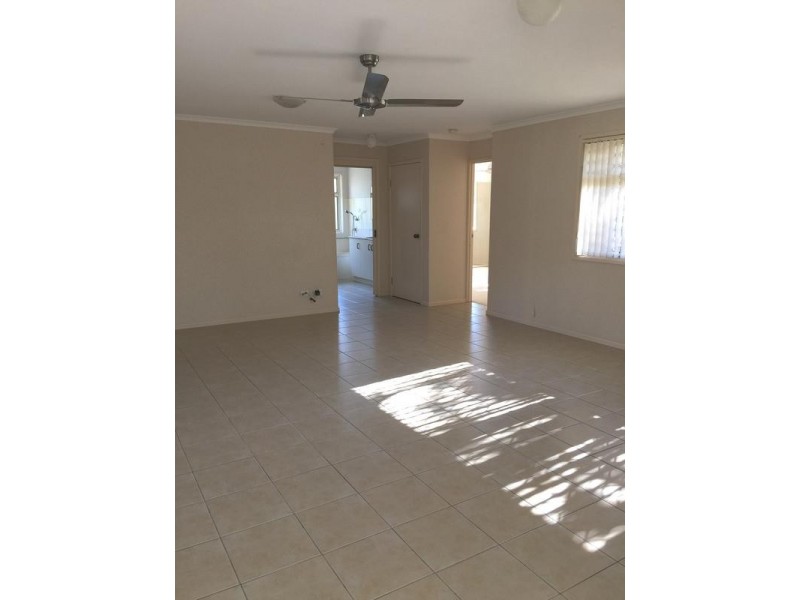 7 Macbel Court, Torquay QLD 4655