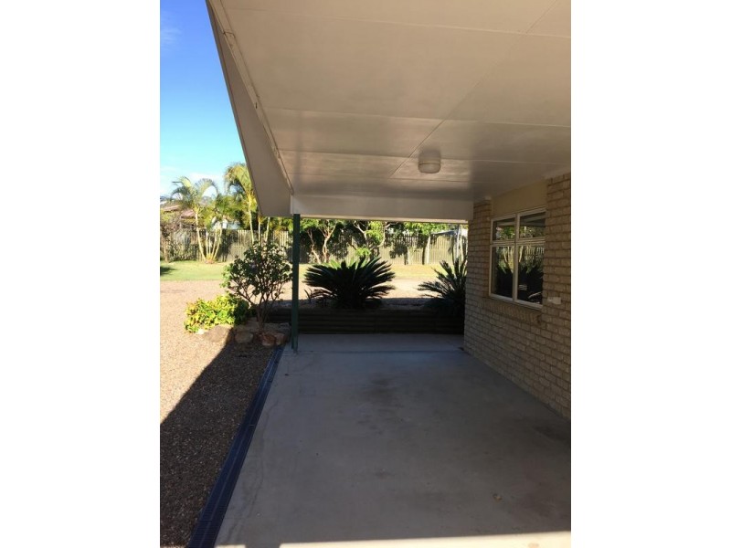 7 Macbel Court, Torquay QLD 4655