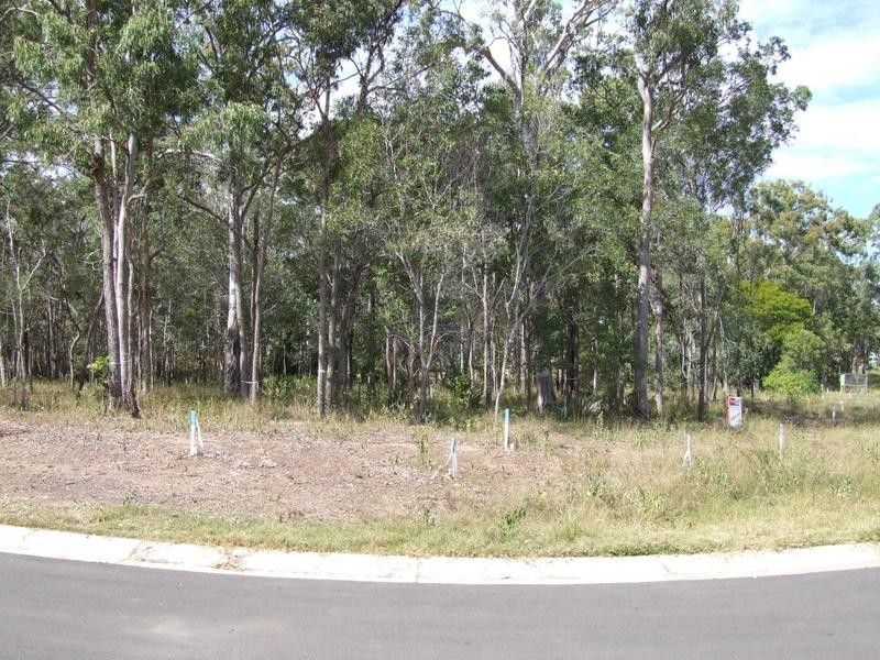 11 Parraweena Court, Point Vernon QLD 4655