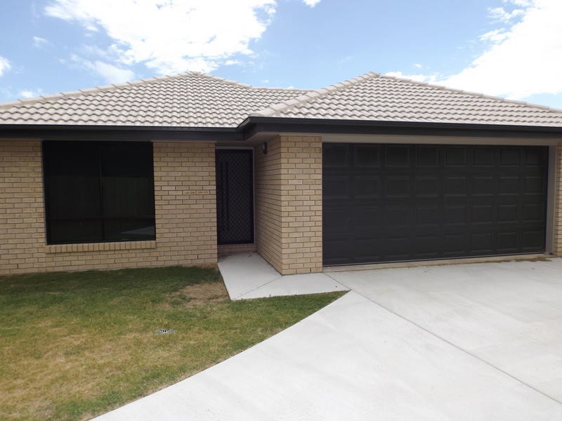 221 Pulgul Street, Urangan QLD 4655