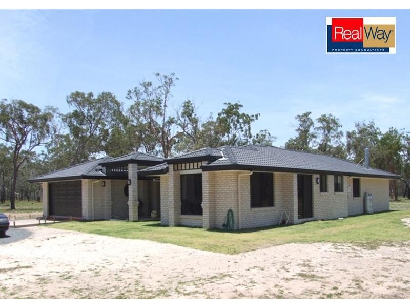 1 Yachtsmans Drive, Burrum Heads QLD 4659