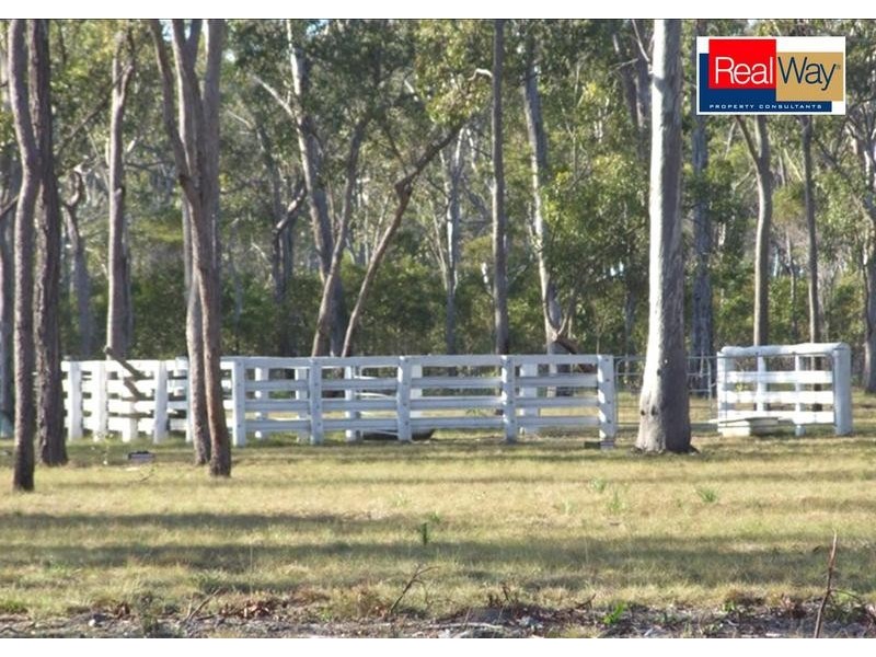 1 Yachtsmans Drive, Burrum Heads QLD 4659
