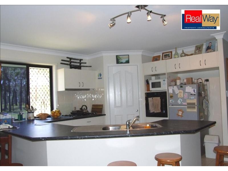 1 Yachtsmans Drive, Burrum Heads QLD 4659