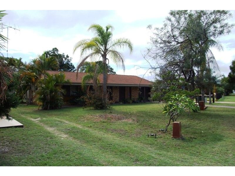 7 Christine Avenue, Torquay QLD 4655