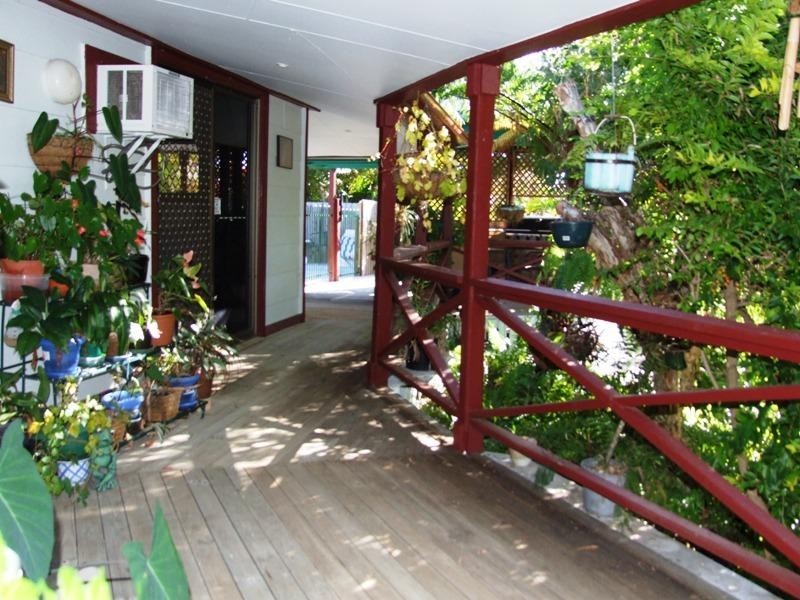 25 Victoria Street, Point Vernon QLD 4655