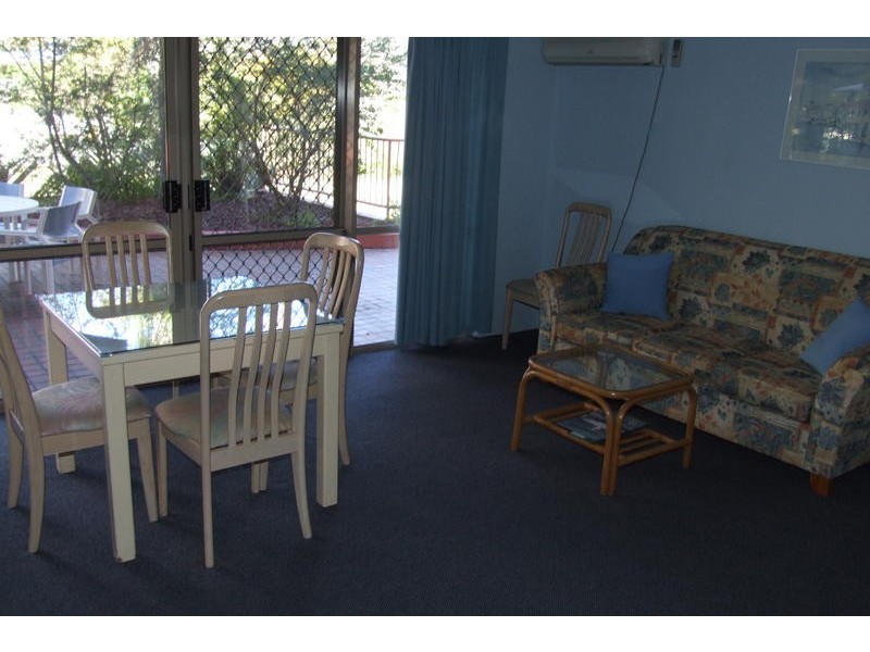 3/ 383 Esplanade, Torquay QLD 4655