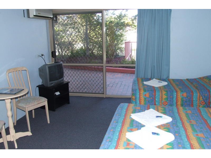3/ 383 Esplanade, Torquay QLD 4655