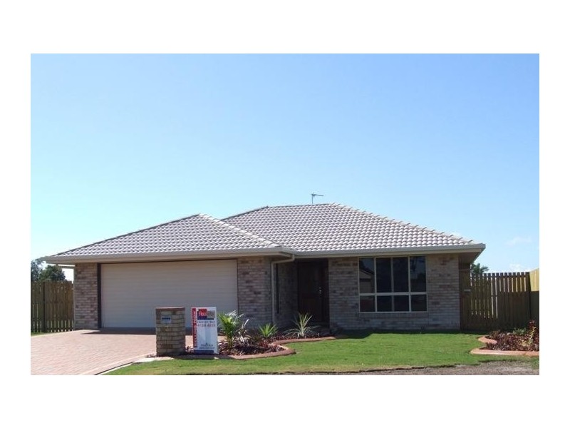 3 Isis Court, Eli Waters QLD 4655