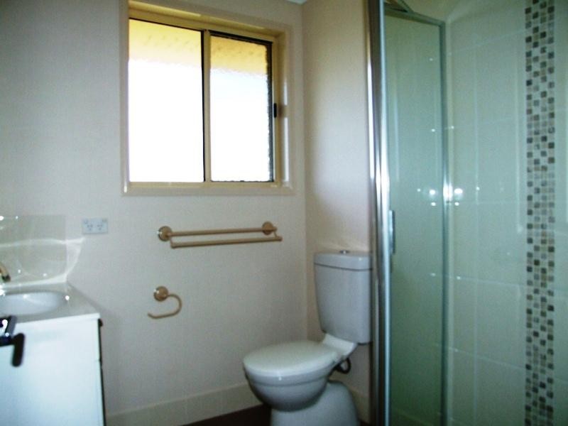 3 Isis Court, Eli Waters QLD 4655