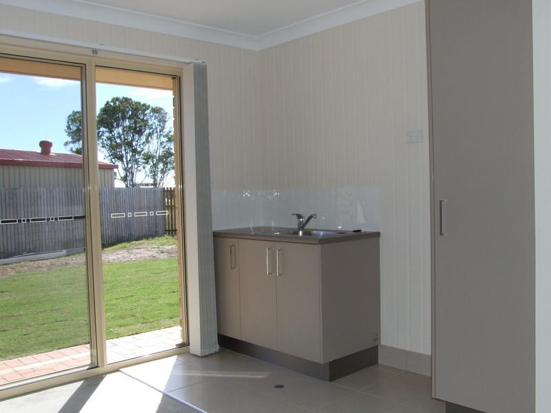 3 Isis Court, Eli Waters QLD 4655