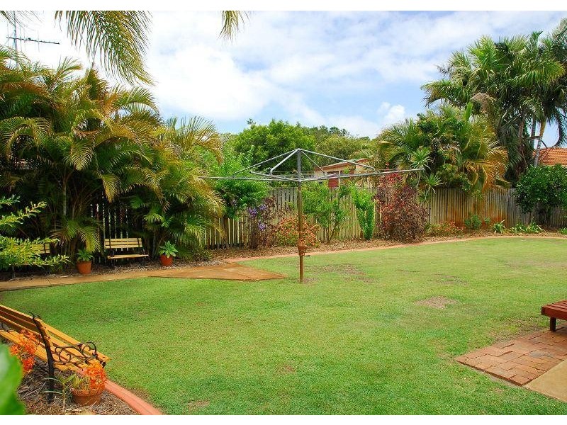 21 Alexander Street, Torquay QLD 4655