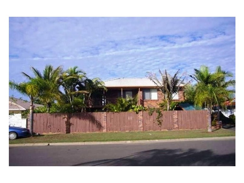 18 Royal Drive, Kawungan QLD 4655