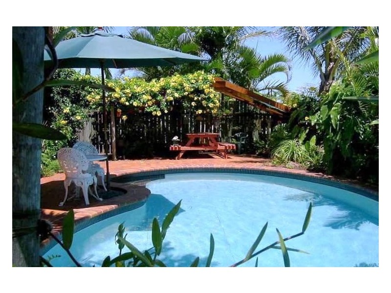 18 Royal Drive, Kawungan QLD 4655