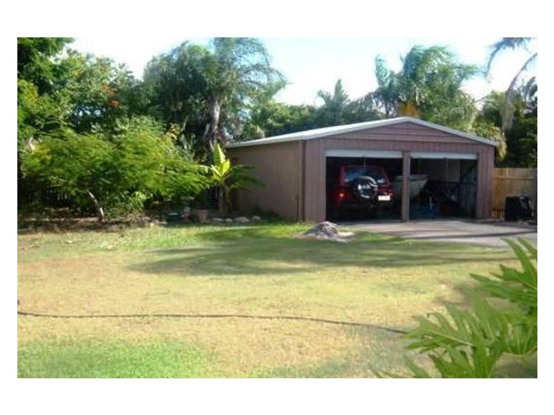18 Royal Drive, Kawungan QLD 4655