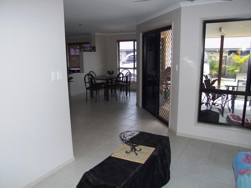 186 Gilston Road, Wondunna QLD 4655