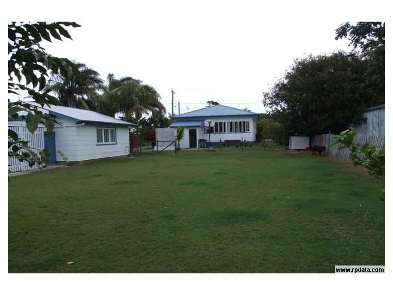 122 Long Street, Point Vernon QLD 4655