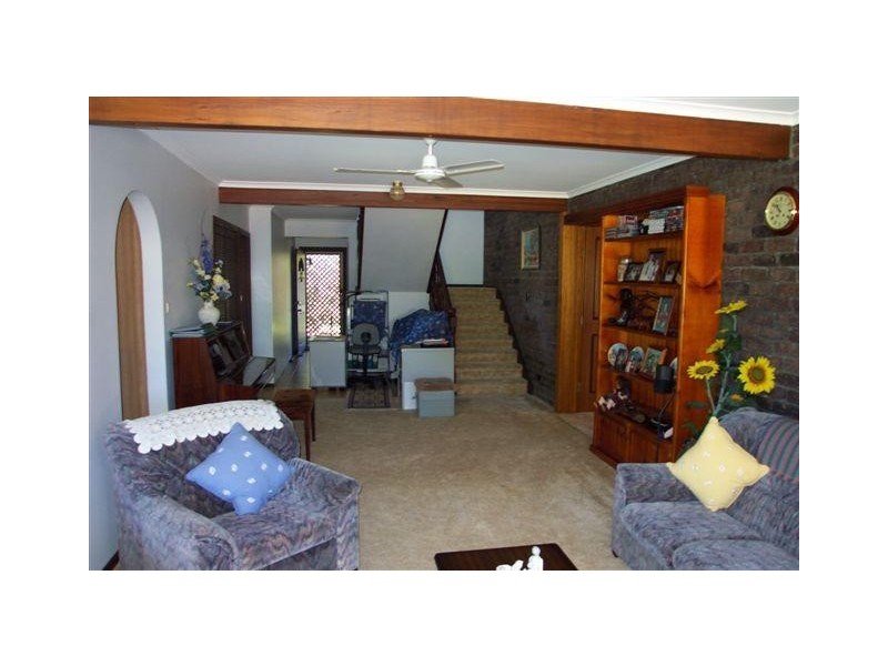 2/ 4 Poincianna Court, Kawungan QLD 4655