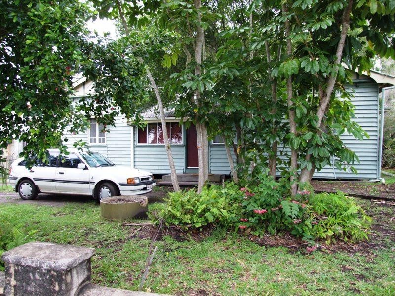 111 Torquay Rd, Scarness QLD 4655