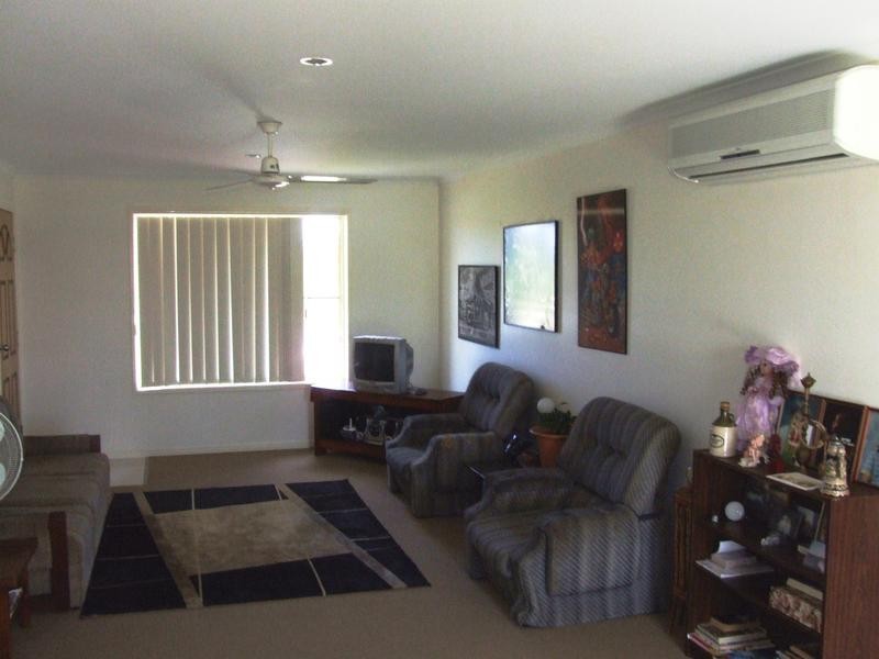 71 Martin Street, Point Vernon QLD 4655