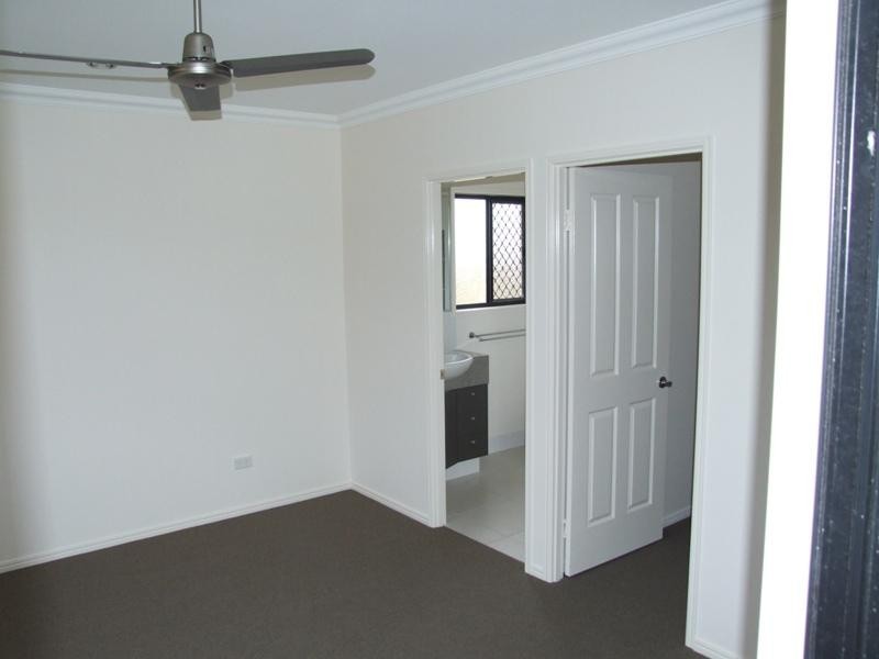 38 Lady Penrhyn Drive, Mariner’s Cove, Hervey Bay QLD 4655