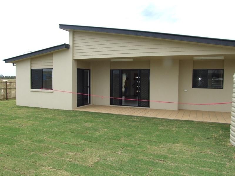 38 Lady Penrhyn Drive, Mariner’s Cove, Hervey Bay QLD 4655