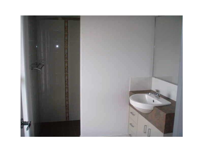 L32 Lady Penrhyn Drive, Mariner’s Cove, Eli Waters QLD 4655