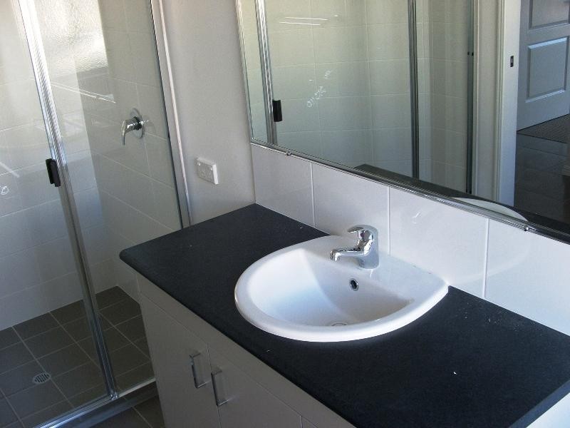 L33 Lady Penrhyn Drive, Mariner’s Cove, Eli Waters QLD 4655