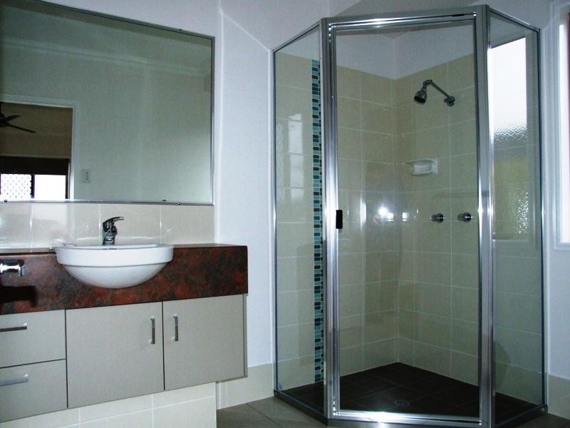 L34 Lady Penrhyn Drive, Mariner’s Cove, Eli Waters QLD 4655