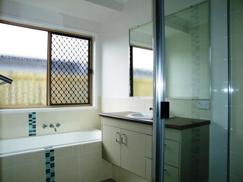L34 Lady Penrhyn Drive, Mariner’s Cove, Eli Waters QLD 4655