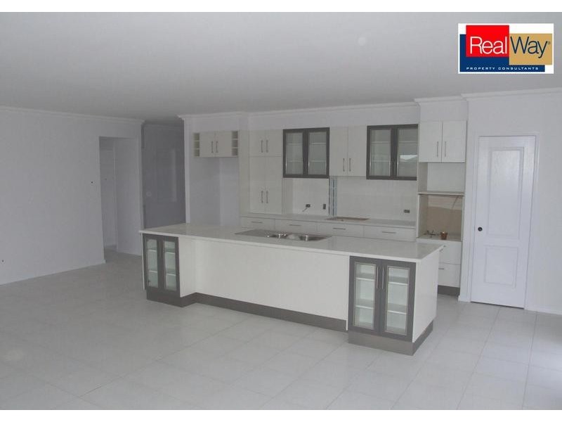 7 Fishburn Way, Eli Waters QLD 4655