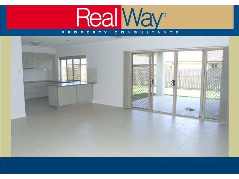 5 Fishburn Way, Mariner’s Cove, Eli Waters QLD 4655