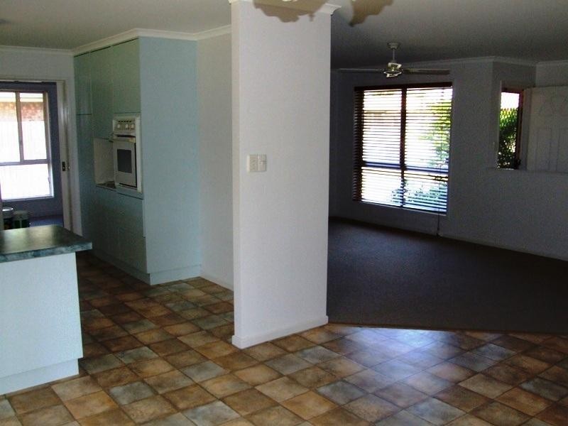 122 Snapper Street, Kawungan QLD 4655