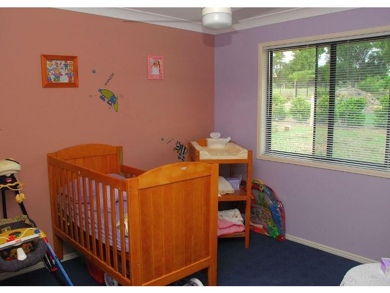 33 Sandrabarbara Drive, Booral QLD 4655