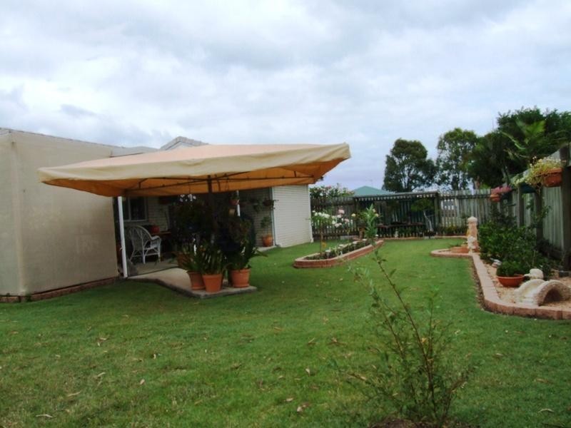 32 Michelle Drive, Point Vernon QLD 4655