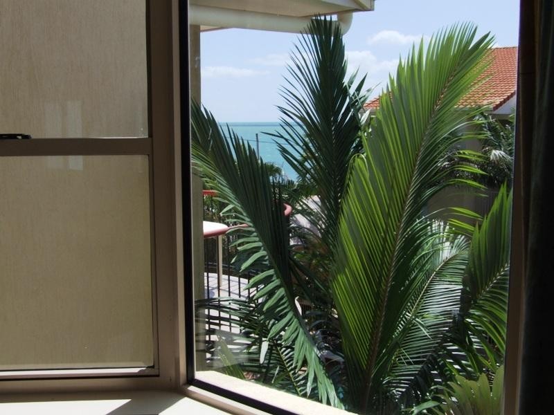 12/ 566 Esplanade, Urangan QLD 4655