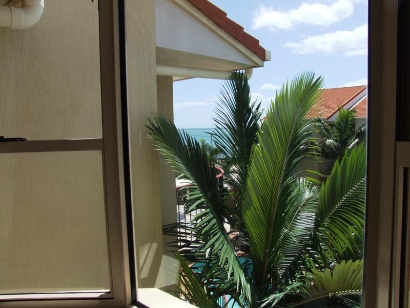 12/ 566 Esplanade, Urangan QLD 4655