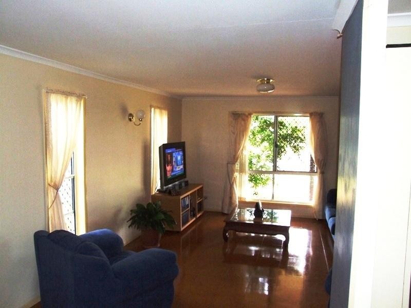 11 Royal Drive, Kawungan QLD 4655