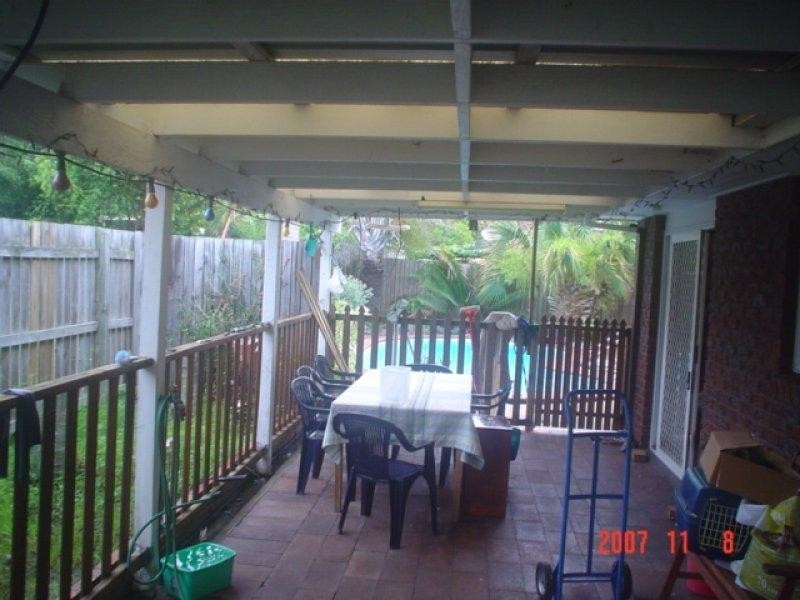 2 Howlett Street, Urangan QLD 4655