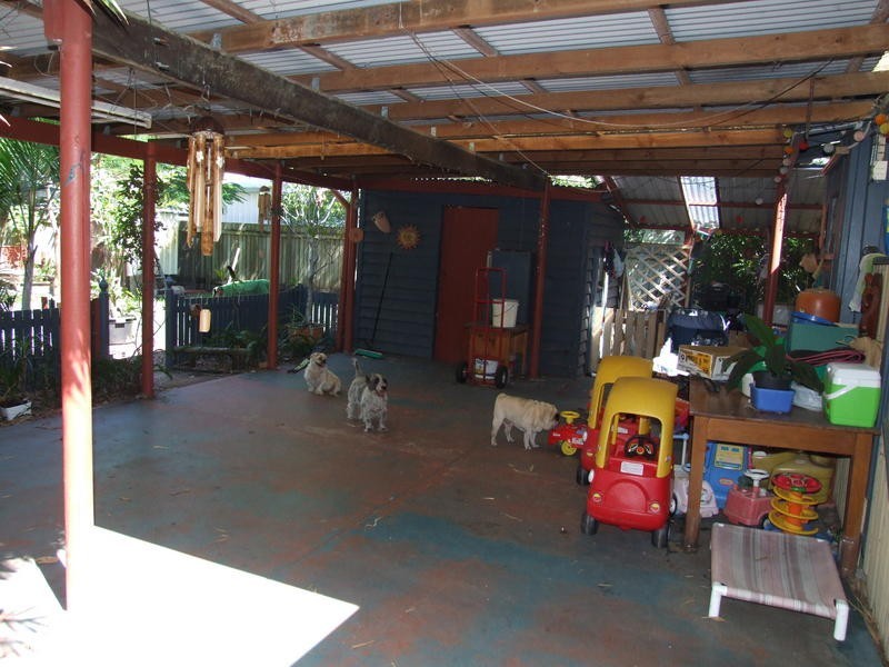 7 Hibiscus Street, Urangan QLD 4655